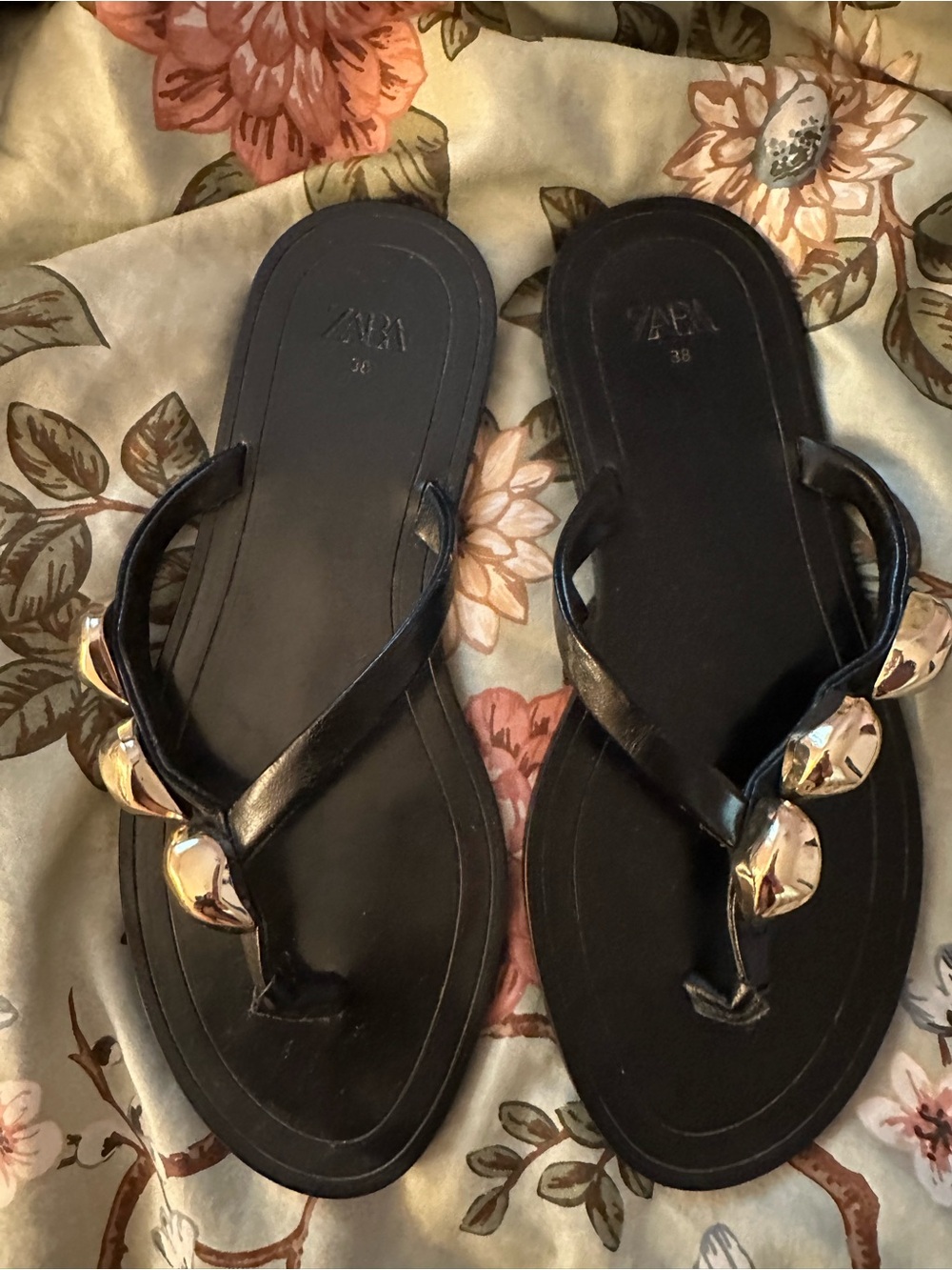 Zara Flat Leather Sandals with Gold Detailing  Size 38